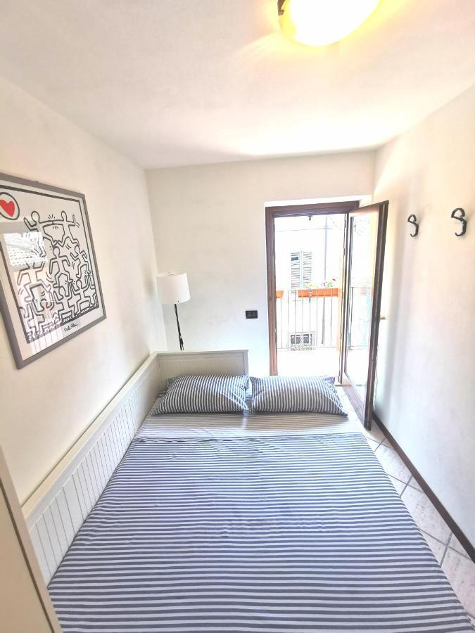Old Town Apartment With Terrace - Live Love Lake 佩斯基耶拉德加达 外观 照片