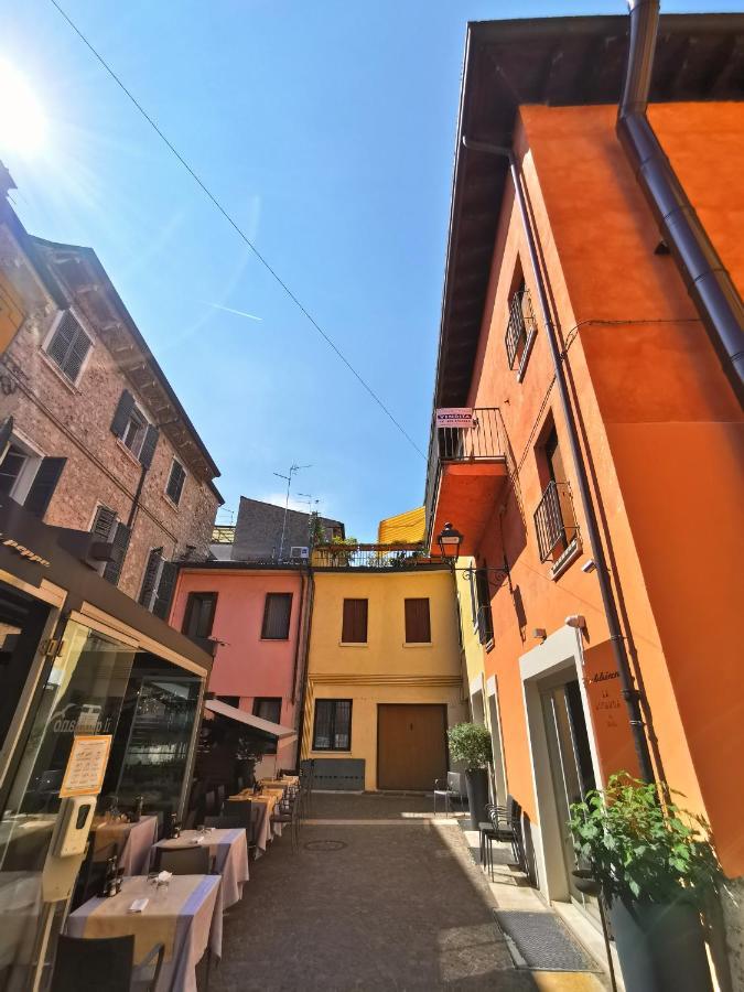 Old Town Apartment With Terrace - Live Love Lake 佩斯基耶拉德加达 外观 照片